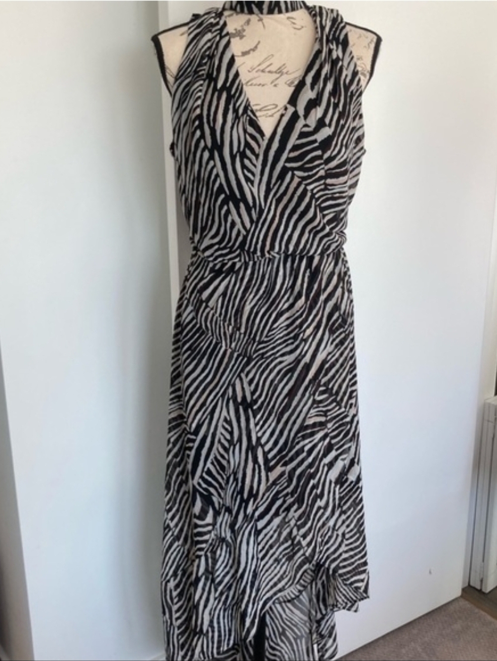 NWT White House Black Market dress